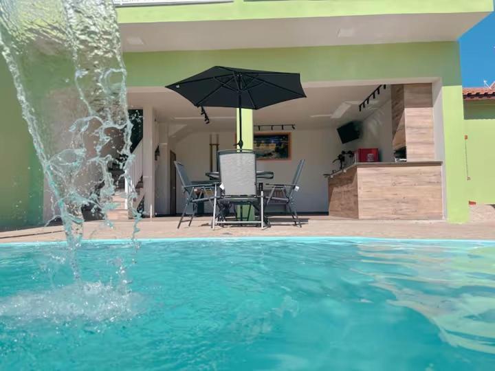 Espaco Alvorada ,Agendamento Das Atividades, Cafe Da Manha ,Banheira E Piscina No Centro Brotas Exterior foto